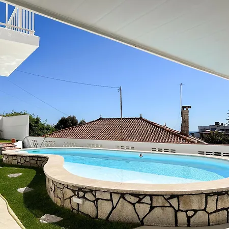 1-bedroom With Private Pool Next To The Appartement Sesimbra