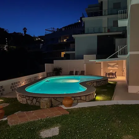 1-bedroom With Private Pool Next To The Appartement Sesimbra